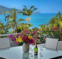 Bella Azure Two Bedroom Two Bathroom Spacious Ocean-view Apartment With Golf Buggy - Darwin Tourism