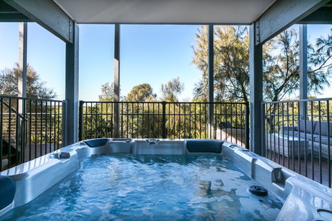 Bella Vista - Darwin Tourism 1