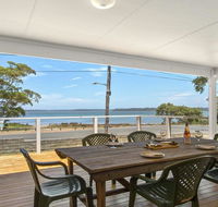 Bellevue - overlooking serene Lake Woolumboola - Darwin Tourism