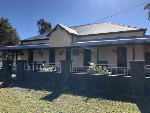 Bellmeadow Homestead - Historic Getaway - Darwin Tourism 0