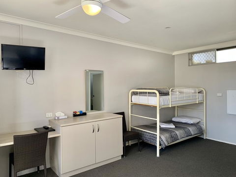 Bermagui Beach Hotel - Darwin Tourism 1