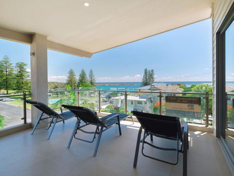 Bimbadeen Penthouse - Across The Road From Main Beach! - Darwin Tourism 0