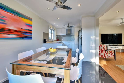Blairgowrie Contemporary Beach Retreat - Darwin Tourism 0