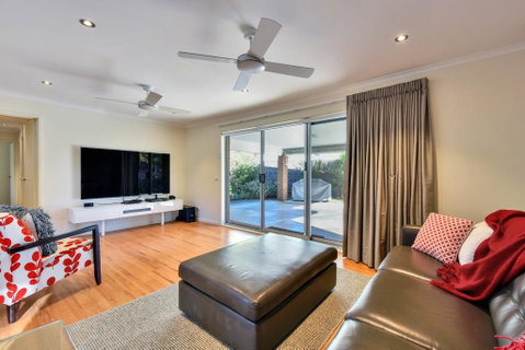 Blairgowrie Contemporary Beach Retreat - Darwin Tourism 2