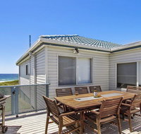 Blue Horizon - beachfront with fireplace - Darwin Tourism