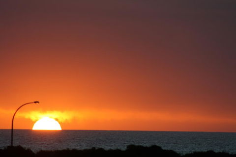 Blue Sky Escapes Sunset Oddes-sea - Darwin Tourism 1