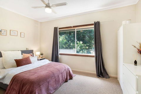 The Peach Tree 2 Bed Home - Darwin Tourism 3