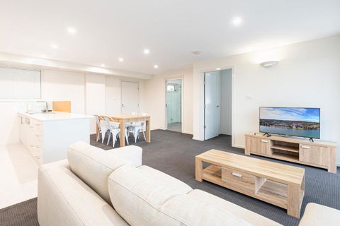 Warners Bay Apartments - Darwin Tourism 2