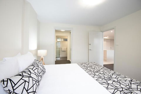 Warners Bay Apartments - Darwin Tourism 3