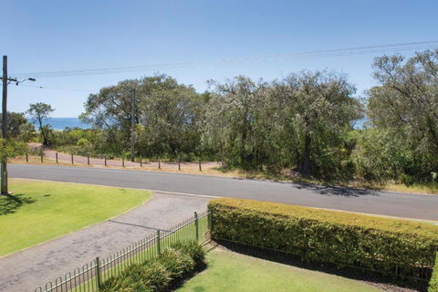 XYZ Holiday Home - Darwin Tourism 2