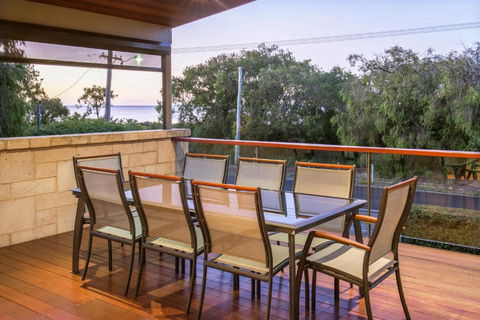 XYZ Holiday Home - Darwin Tourism 3