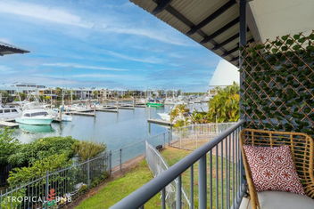 Tipperary Waters Villa On The Marina 3 Bedrooms with Darwin Tourism