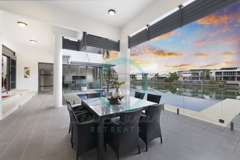 ZenLux: 4BR Bayview Mansion Infinity Pool + Cinema - Darwin Tourism 3