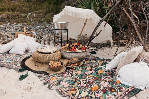 A Picnic In Byron Bay - Darwin Tourism 3