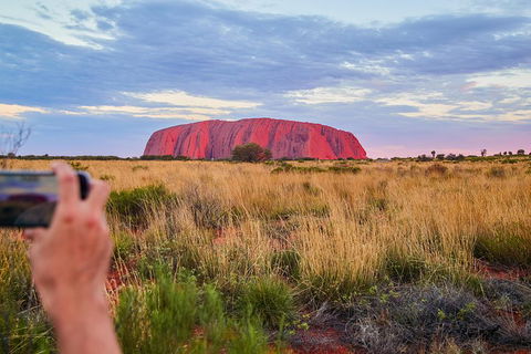Uluru (Ayers Rock) Sunset With Outback Barbecue Dinner And Star Tour - Darwin Tourism 0