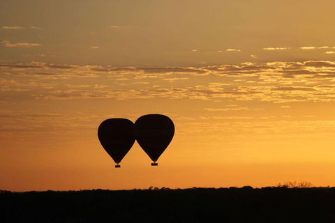 Early Morning Ballooning In Alice Springs - Darwin Tourism 2