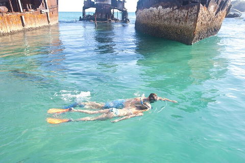 Adventure Moreton Island Wrecks Adventure Package - Darwin Tourism 2
