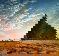 Highlights of Uluru Including Sunrise and Breakfast - Darwin Tourism