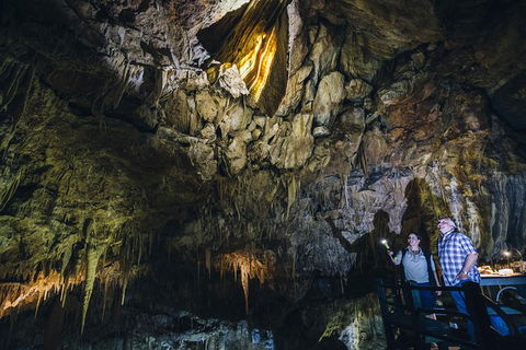 Ngilgi Cave Semi-guided Tour - Darwin Tourism 0
