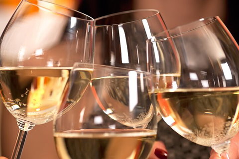 Yarra Valley Wine Tour Inc Lunch With A Glass Of Wine, Tastings And Chocolate - Darwin Tourism 5