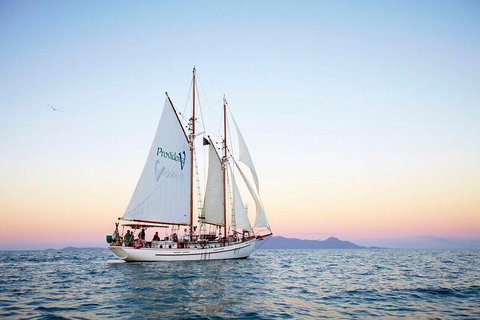 Fly & Sail Package (With Providence) - Darwin Tourism 1