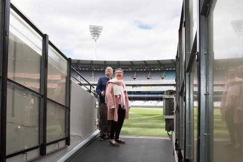 Ultimate Sports Lovers Bus Tour Of Melbourne - Darwin Tourism 3